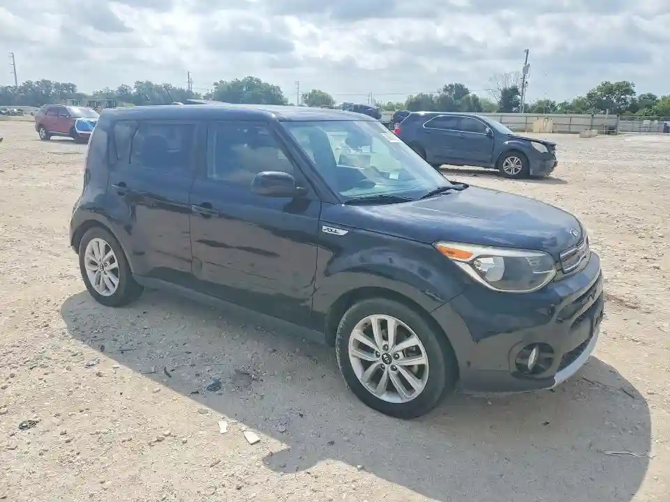 KNDJP3A52J7604881 2018 KIA SOUL-3