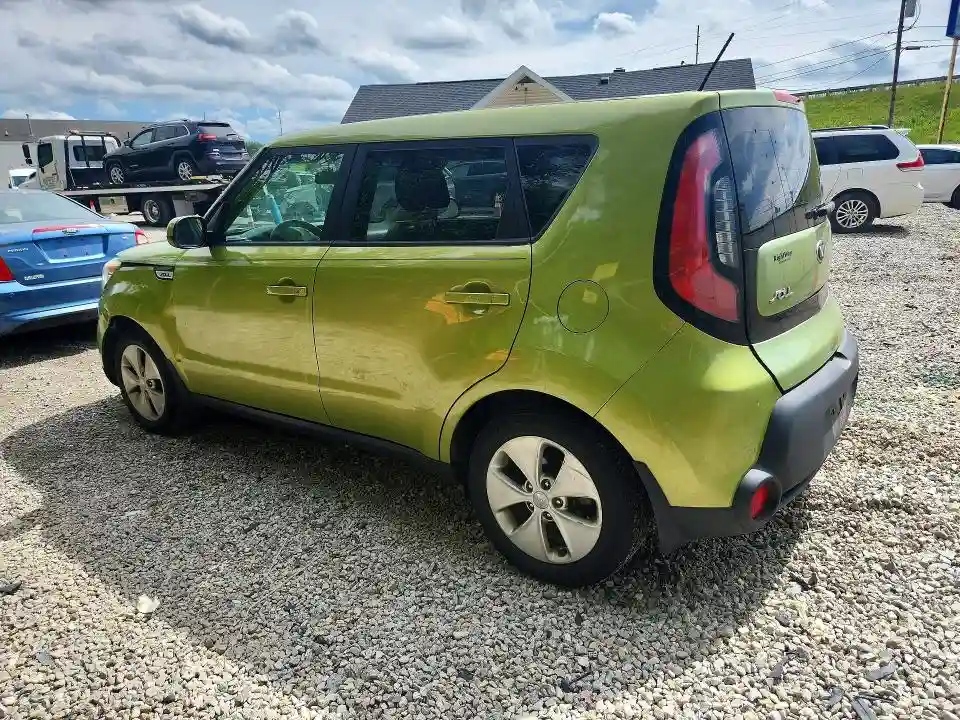 KNDJN2A2XG7854061 2016 KIA SOUL BASE-1