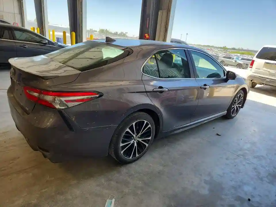 4T1B11HK0KU692706 2019 TOYOTA CAMRY-2