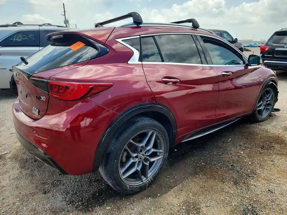 SJKCH5CP3JA047494 2018 INFINITI QX30-2