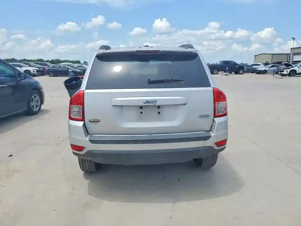 1J4NT1FAXBD241444 2011 JEEP COMPASS-5