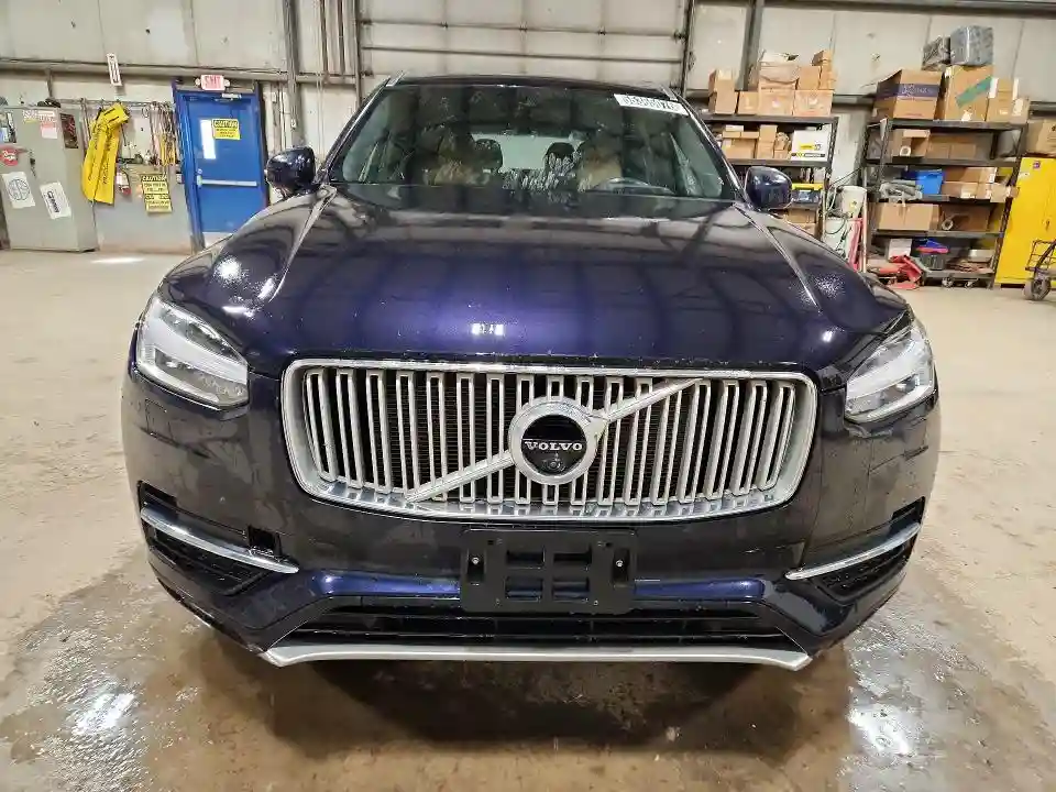 YV4A22PL0K1434293 2019 VOLVO XC90-4