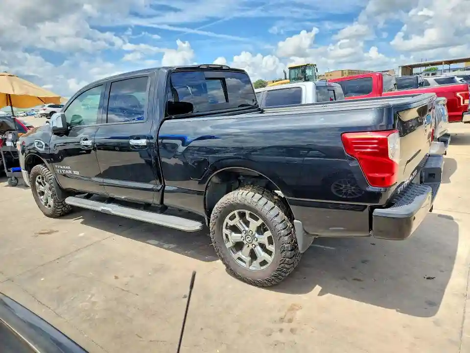 1N6BA1F46HN572465 2017 NISSAN TITAN-1