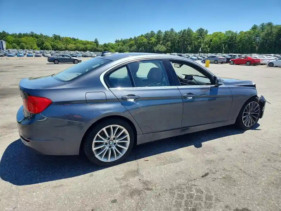 WBA3B5G55FNS19356 2015 BMW 3 SERIES-2