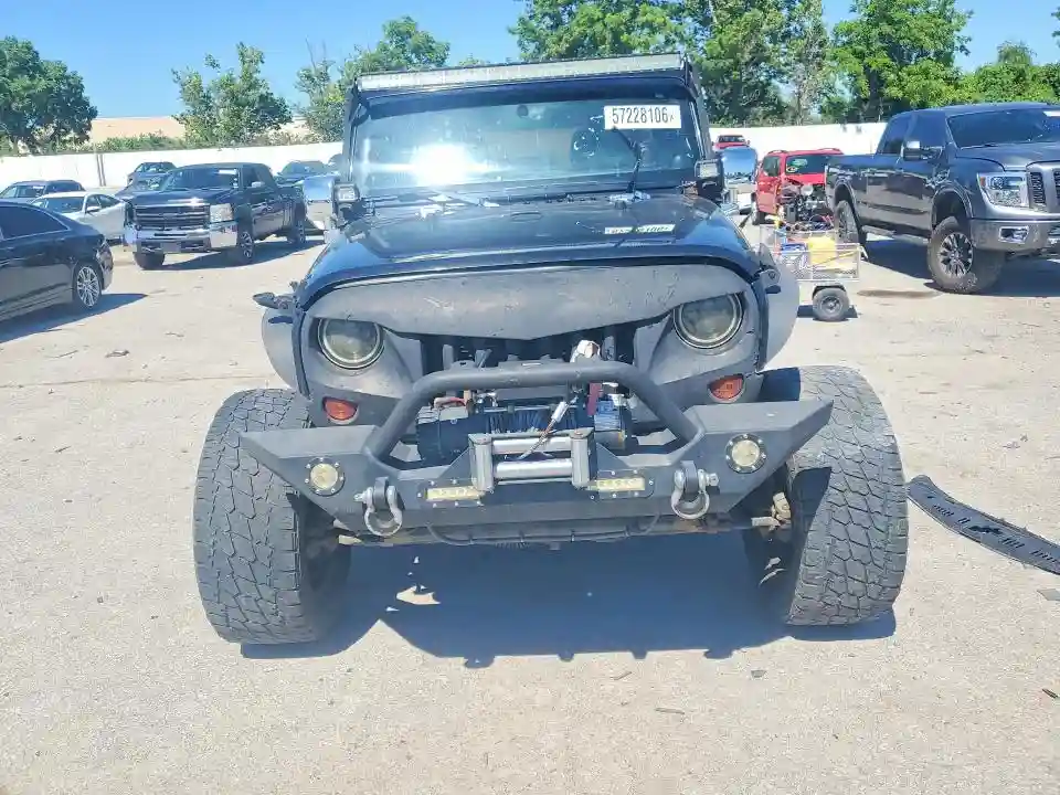 1C4BJWEG9DL510253 2013 JEEP WRANGLER-4