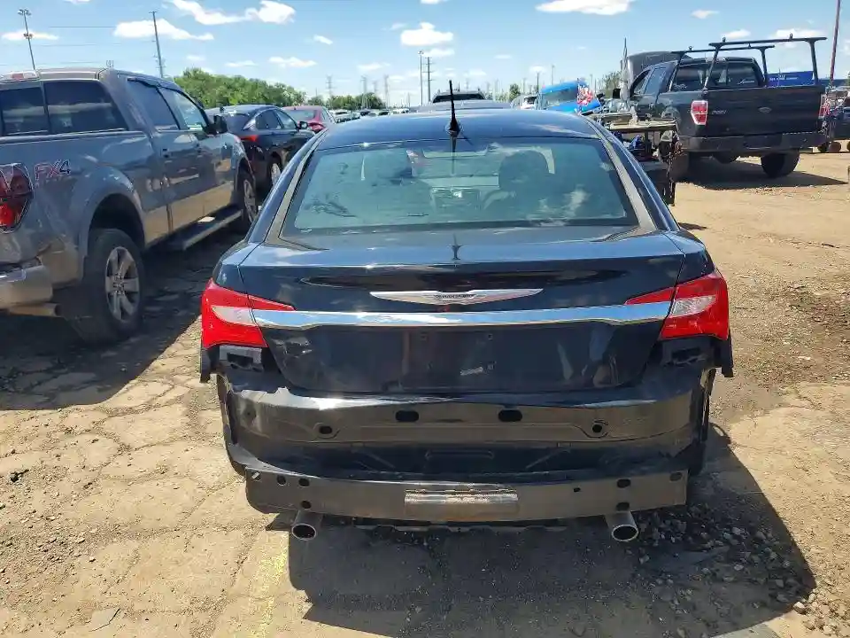 1C3CCBCG1DN542570 2013 CHRYSLER 200-5
