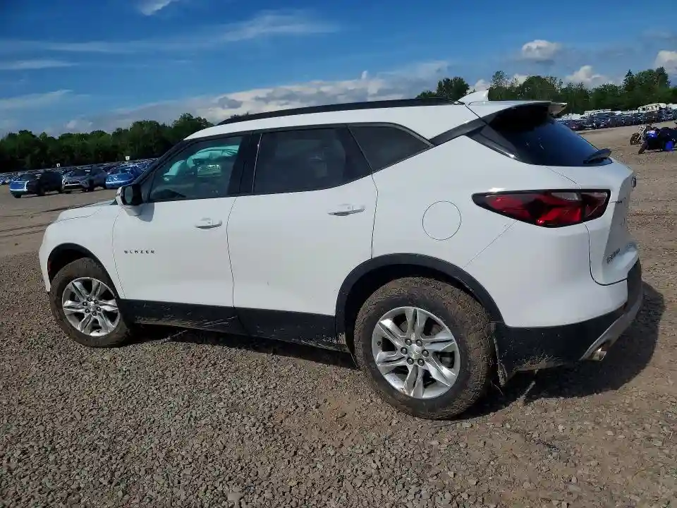 3GNKBJRS7MS518464 2021 CHEVROLET BLAZER-1