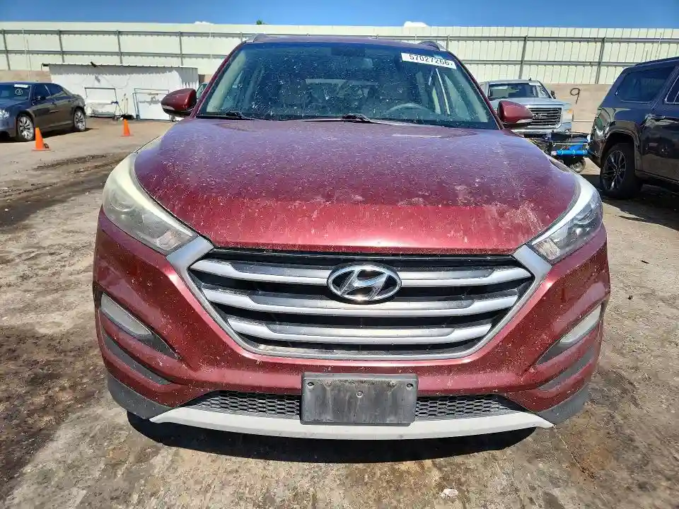 KM8J3CA26HU381835 2017 HYUNDAI TUCSON-4