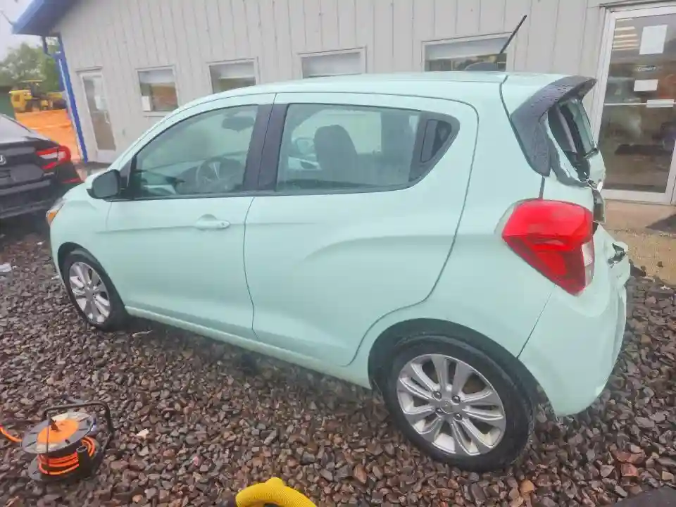 KL8CD6SA3HC750389 2017 CHEVROLET SPARK-1
