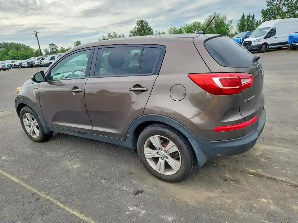 KNDPBCA25C7232521 2012 KIA SPORTAGE-1