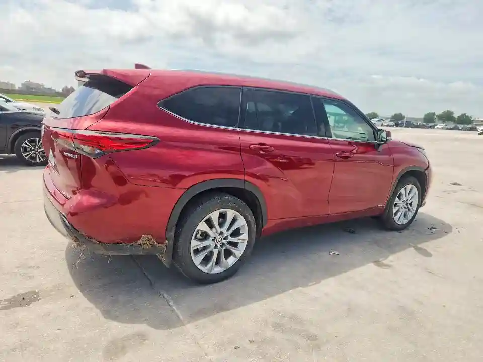 5TDXBRCHXNS549241 2022 TOYOTA HIGHLANDER-2