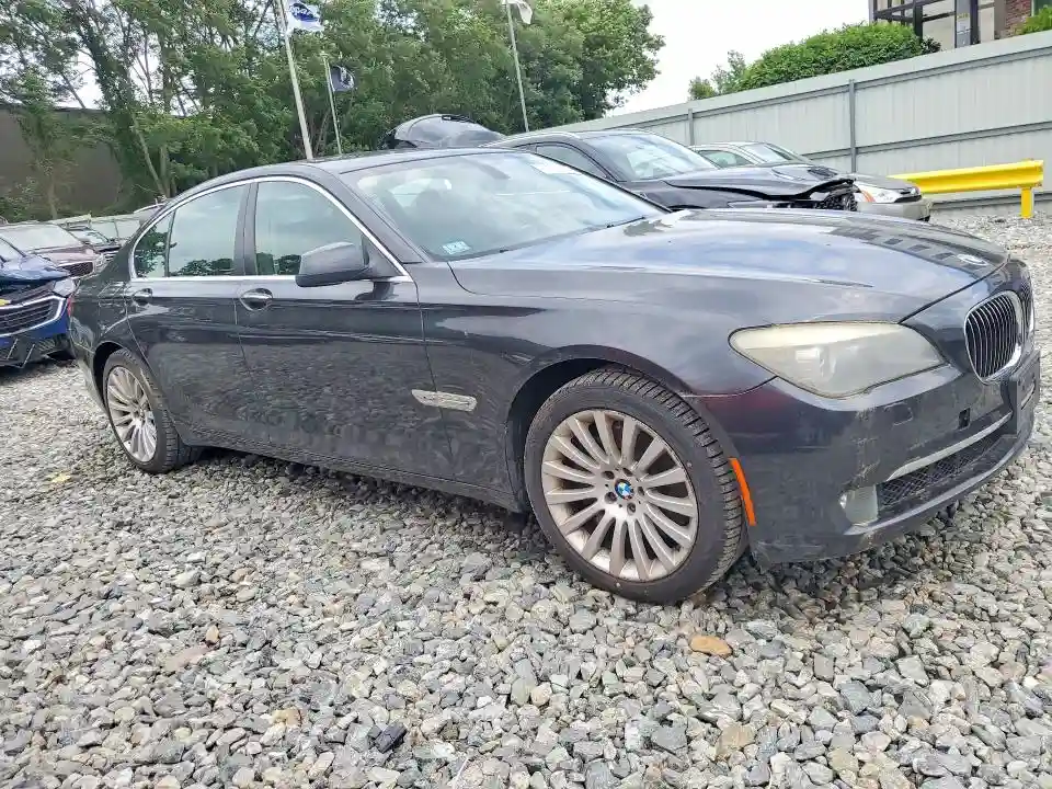 WBAKC6C56CC396185 2012 BMW 7 SERIES-3