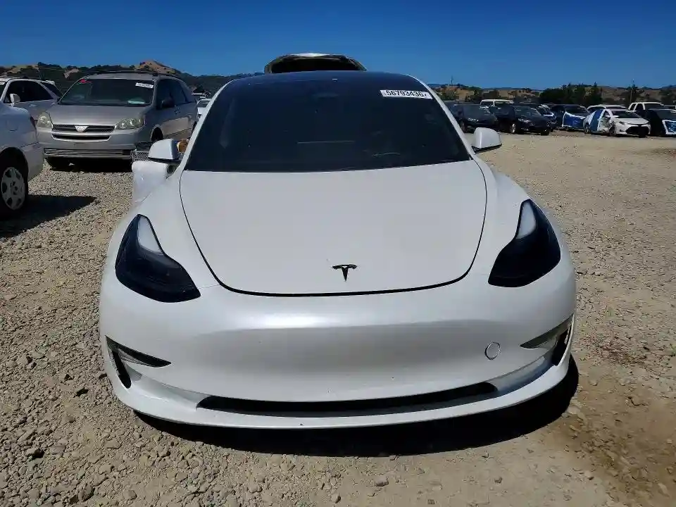 5YJ3E1EA7PF709767 2023 TESLA MODEL 3-4