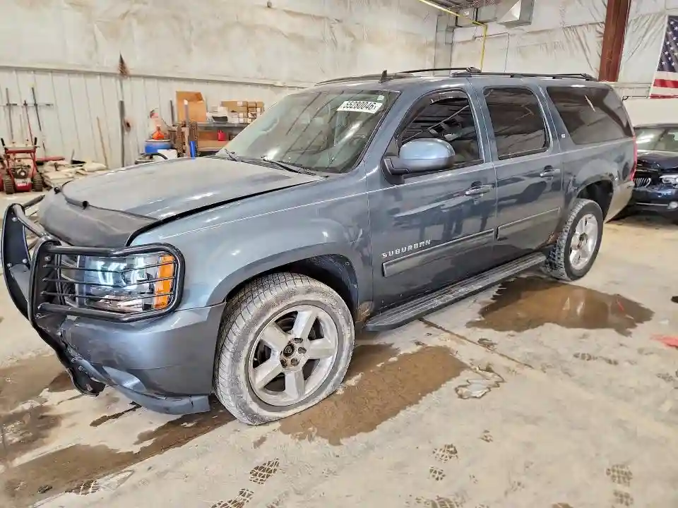 1GNUKJE3XAR200490 2010 CHEVROLET SUBURBAN-0