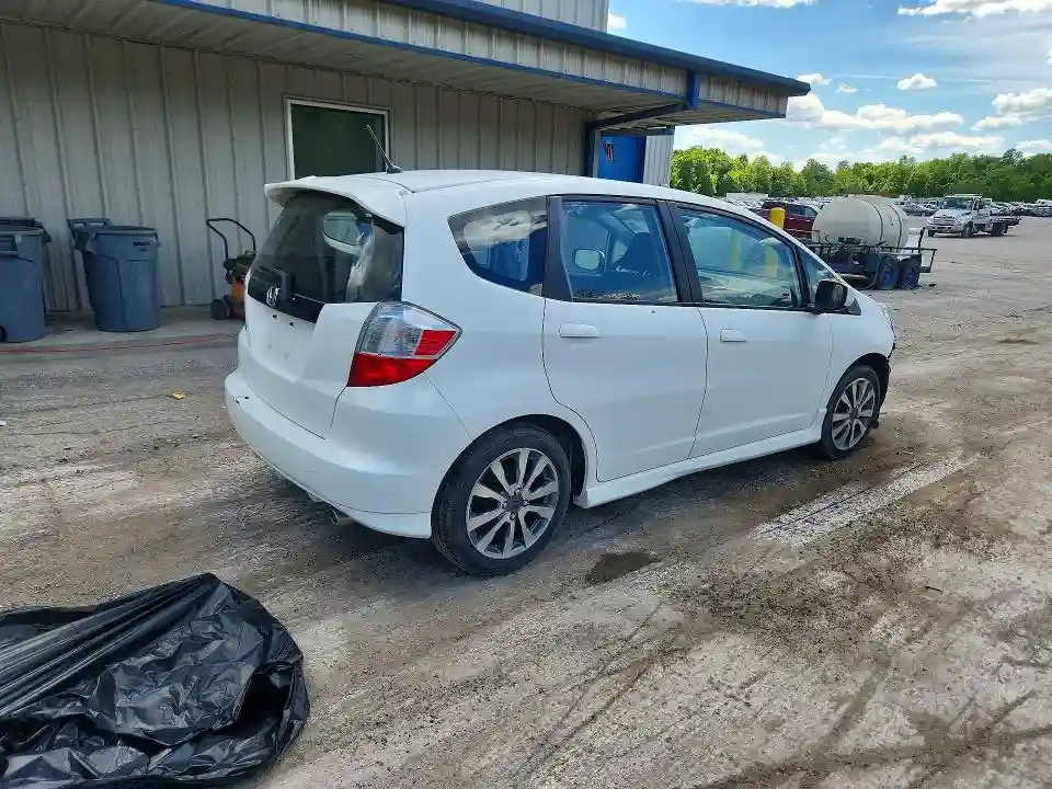 JHMGE8H54DC071090 2013 HONDA FIT-2