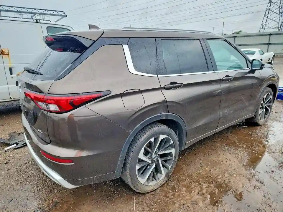 JA4J4VA88NZ091879 2022 MITSUBISHI OUTLANDER-2