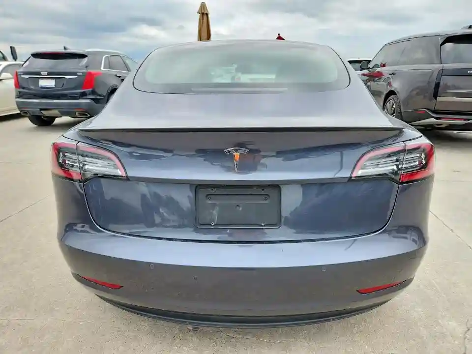 5YJ3E1EA7MF093886 2021 TESLA MODEL 3-5