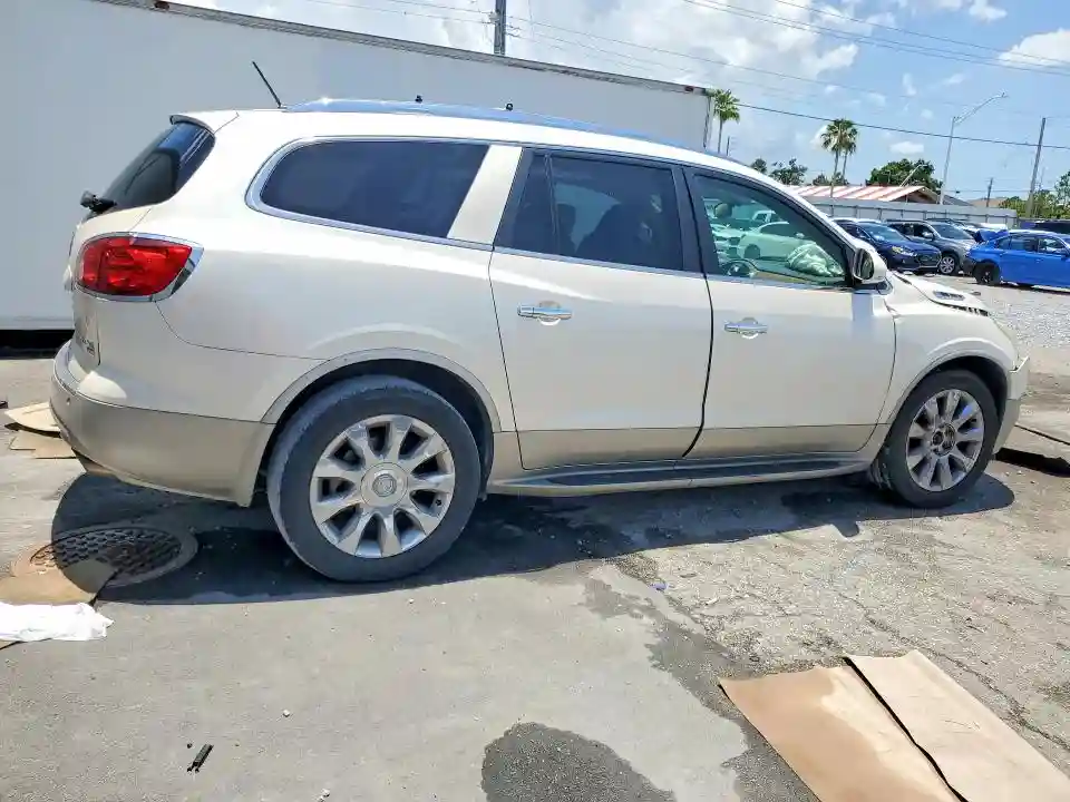 5GAKRCED5BJ402431 2011 BUICK ENCLAVE-2