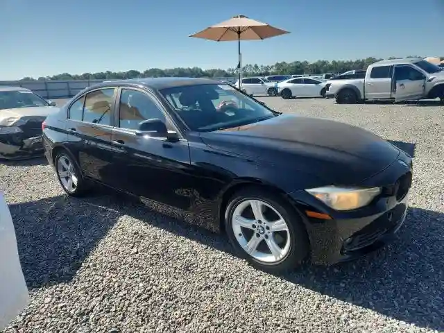 WBA3B1C5XDF461503 2013 BMW 3 SERIES-3