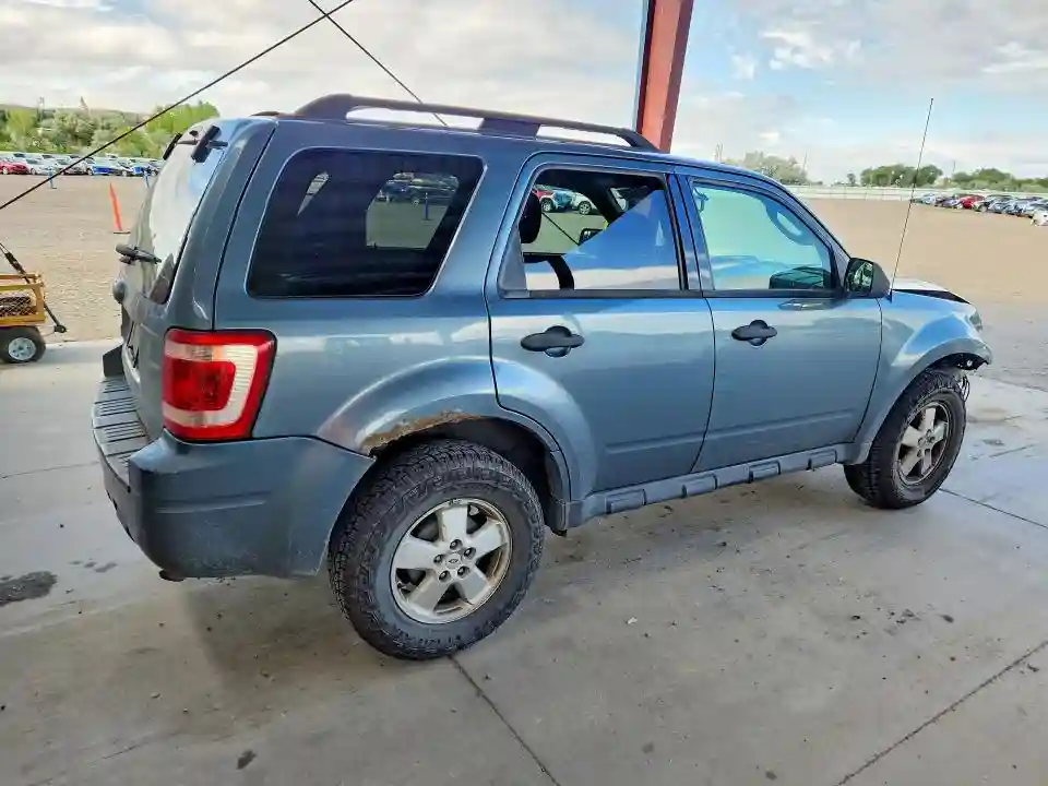 1FMCU0D76CKB59845 2012 FORD ESCAPE-2