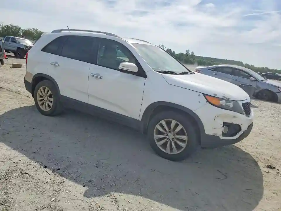 5XYKU4A24BG088665 2011 KIA SORENTO-3