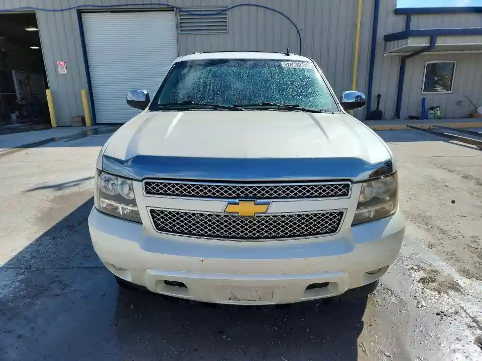 1GNUKKE3XAR159915 2010 CHEVROLET SUBURBAN-4
