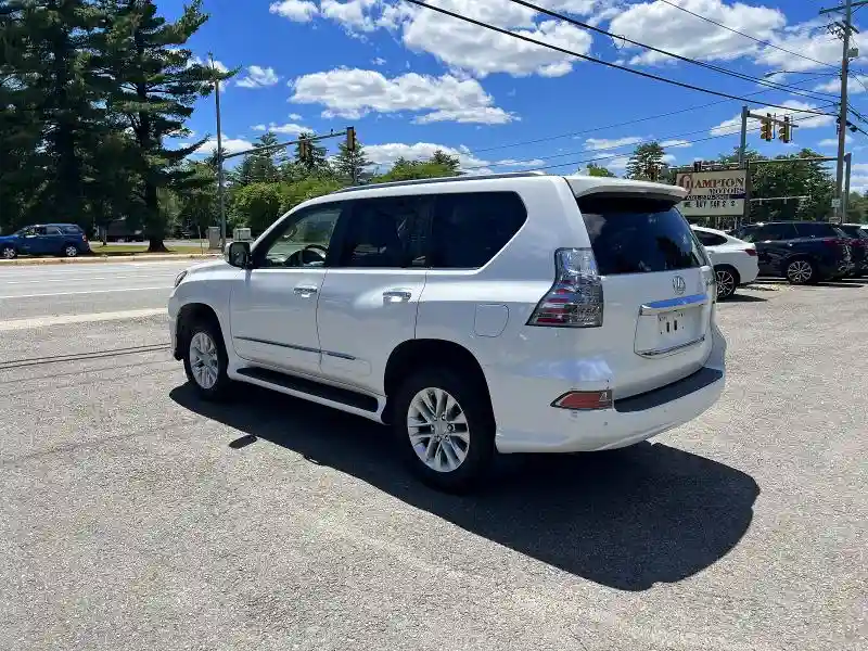JTJBM7FX1K5210958 2019 LEXUS GX-2