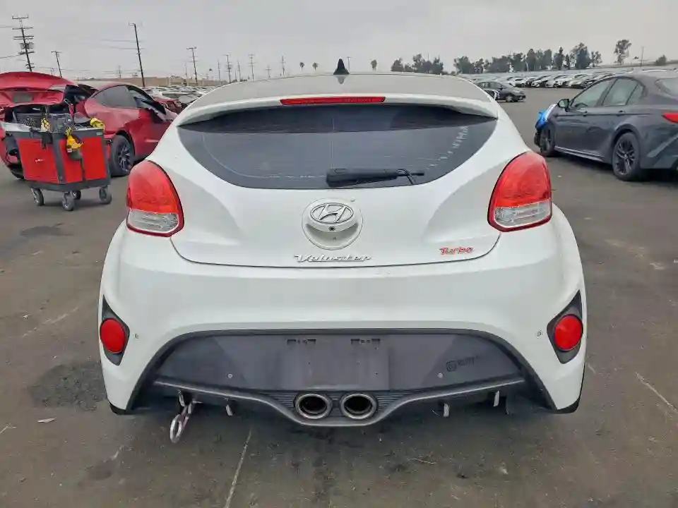KMHTC6AE0GU282172 2016 HYUNDAI VELOSTER-5