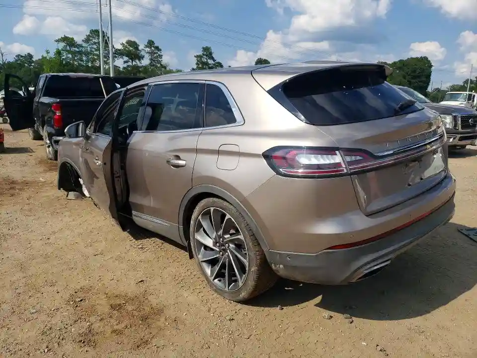 2LMPJ6K91LBL29268 2020 LINCOLN NAUTILUS-1