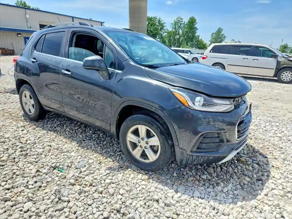 3GNCJPSB2JL221399 2018 CHEVROLET TRAX-3