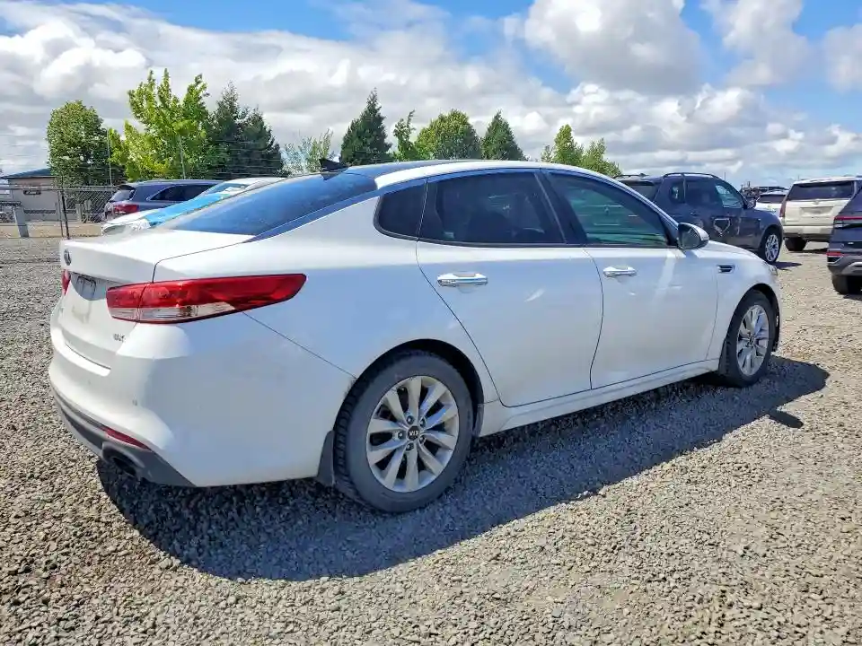 5XXGU4L30GG013212 2016 KIA OPTIMA-2