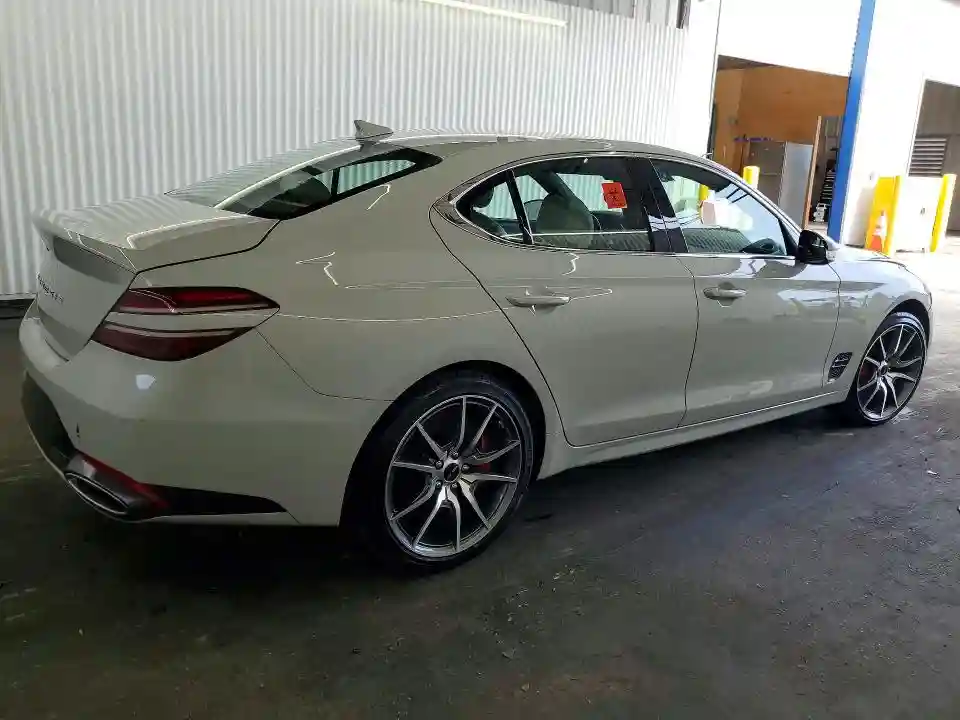 KMTG34SC8SU155686 2025 GENESIS G70 2.5T S-2