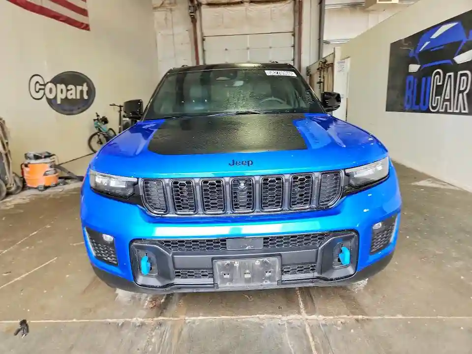 1C4RJYC67R8941527 2024 JEEP CHEROKEE-4