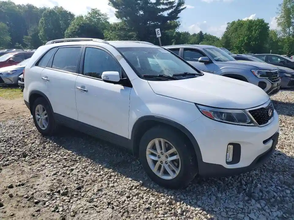 5XYKT4A79FG585599 2015 KIA SORENTO-3