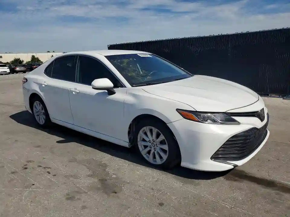 4T1C11AK1LU938386 2020 TOYOTA CAMRY-3