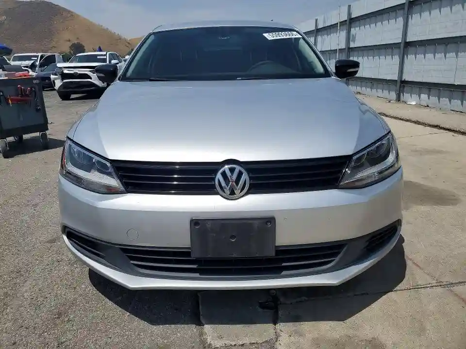 3VWD17AJ4EM226901 2014 VOLKSWAGEN JETTA-4
