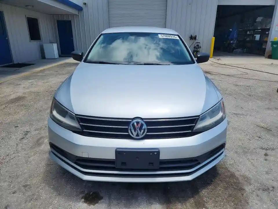 3VWD17AJ7FM250563 2015 VOLKSWAGEN JETTA-4