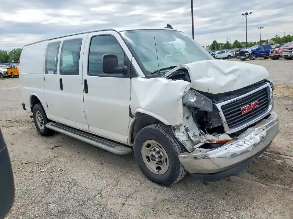 1GTW7AFP5P1130960 2023 GMC SAVANA-3