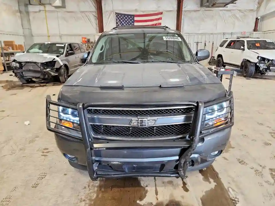 1GNUKJE3XAR200490 2010 CHEVROLET SUBURBAN-4