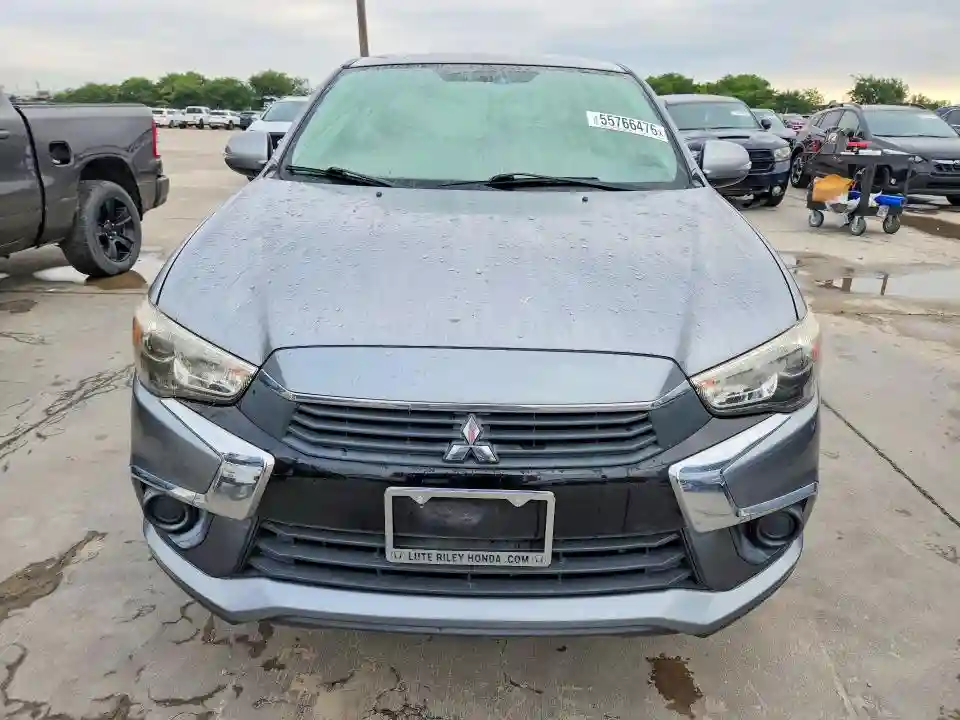 JA4AP3AU2HZ008850 2017 MITSUBISHI OUTLANDER-4