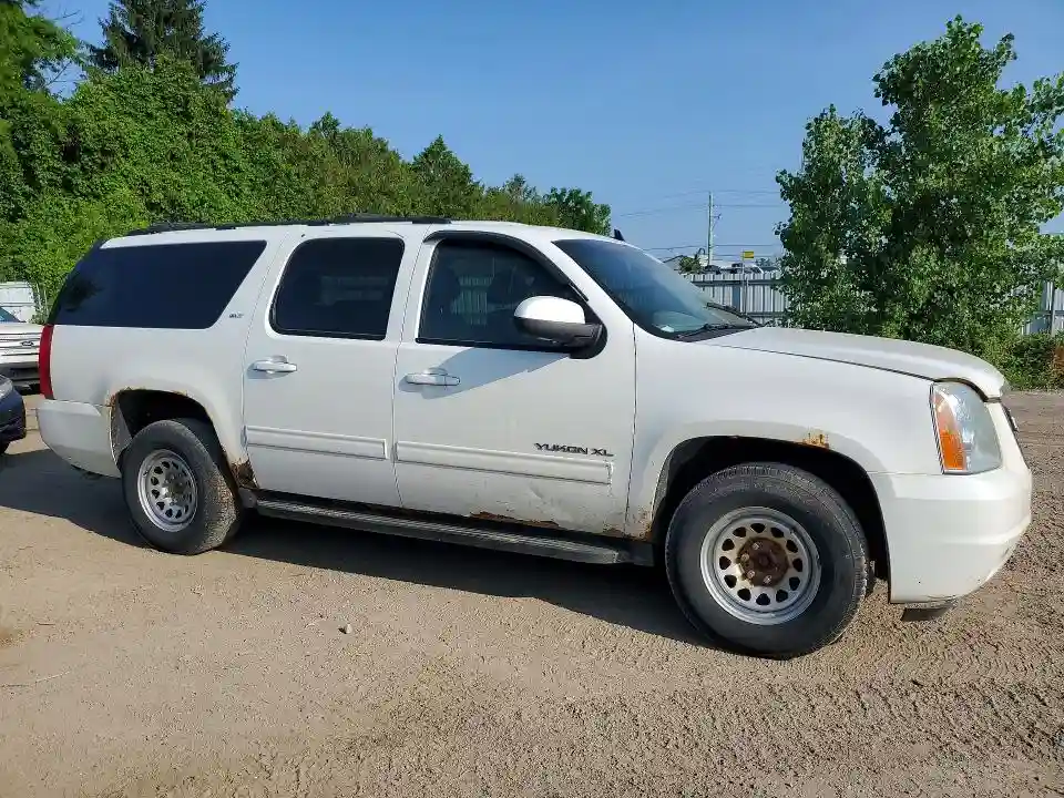 1GKS2LE72DR201415 2013 GMC YUKON-3
