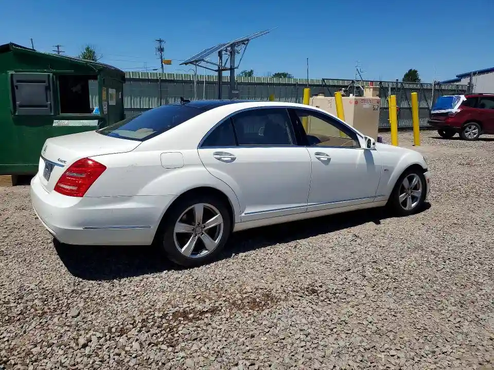 WDDNG9EB9CA474775 2012 MERCEDES-BENZ S-CLASS-2
