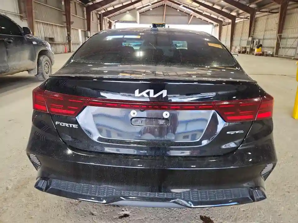 3KPF54AD6RE691317 2024 KIA FORTE-5