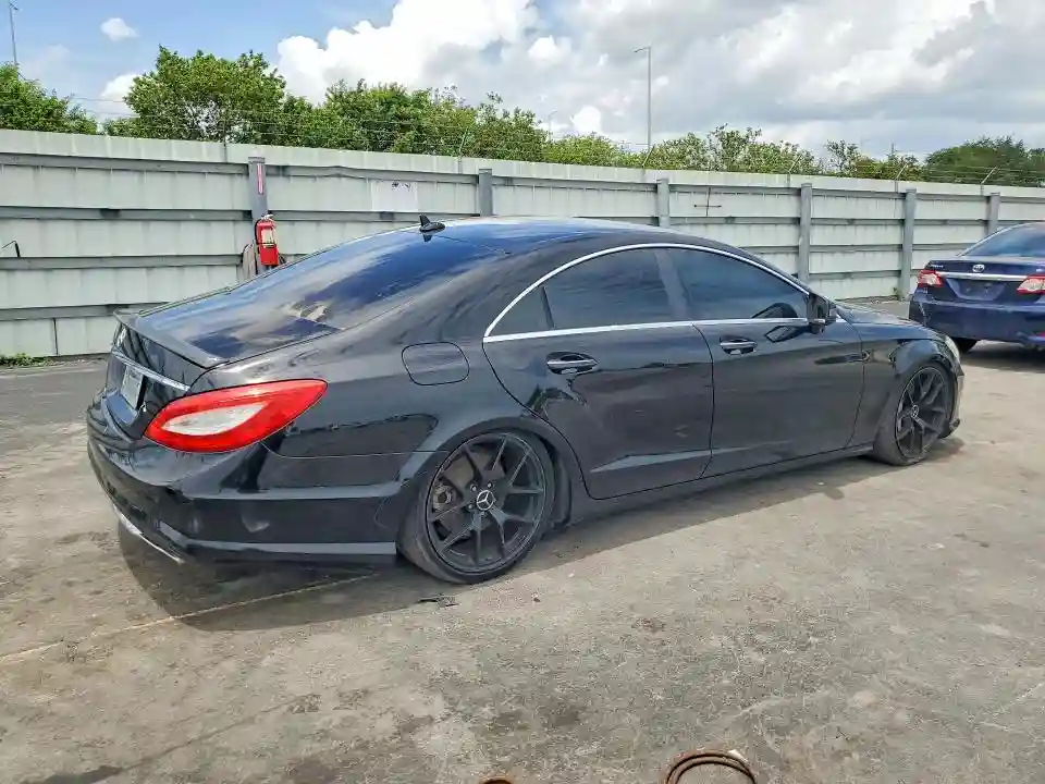 WDDLJ9BBXCA028339 2012 MERCEDES-BENZ CLS-CLASS-2
