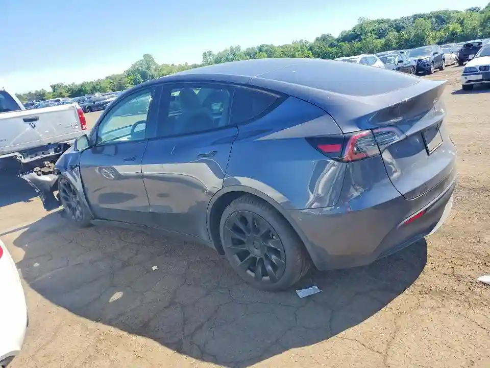 7SAYGDEE6RA216878 2024 TESLA MODEL Y-1