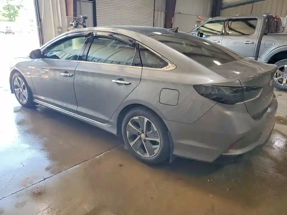 KMHE34L31JA083424 2018 HYUNDAI SONATA-1