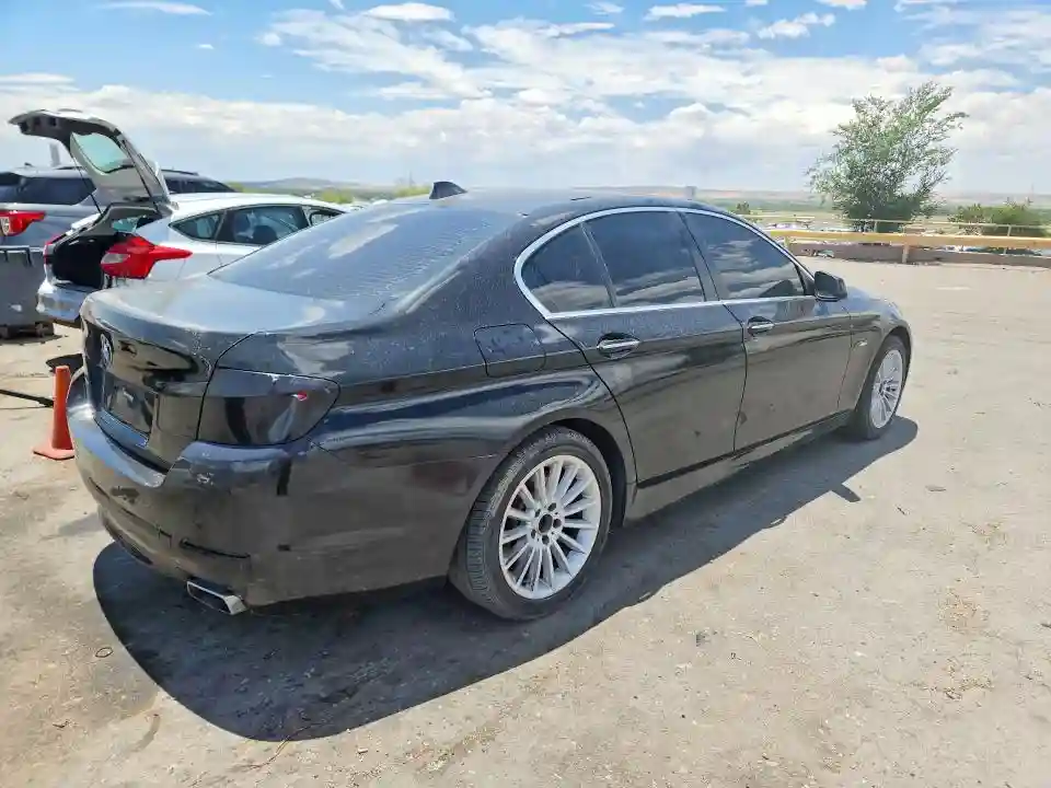 WBAFU9C57BC783374 2011 BMW 5 SERIES-2