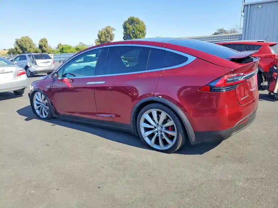 5YJXCBE46GFS00289 2016 TESLA MODEL X-1
