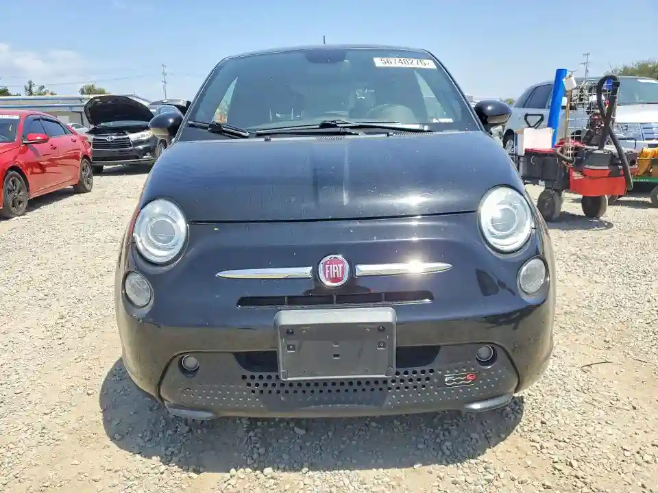 3C3CFFGE1FT732556 2015 FIAT 500-4