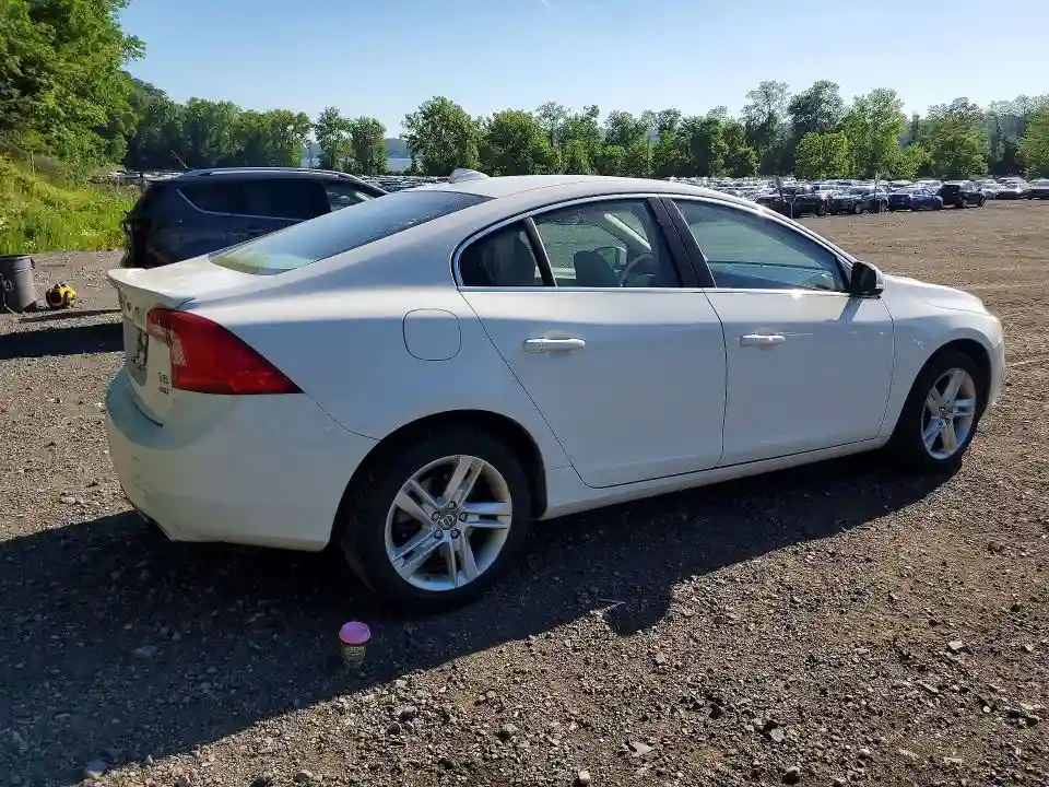 YV1612TK7F2335022 2015 VOLVO S60-2